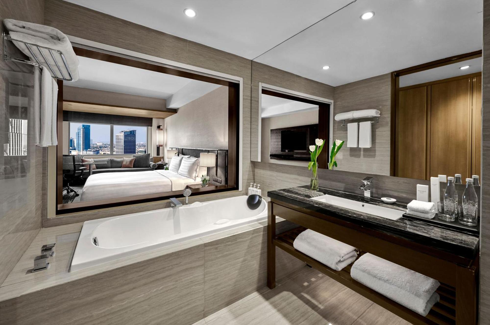 Premium Master Suite 1 Bedroom