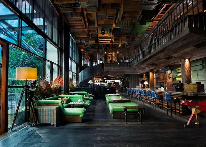 Orient Jakarta, A Royal Hideaway